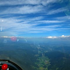 Flugwegposition um 15:15:34: Aufgenommen in der Nähe von Gemeinde Albeck, 9571, Österreich in 2456 Meter